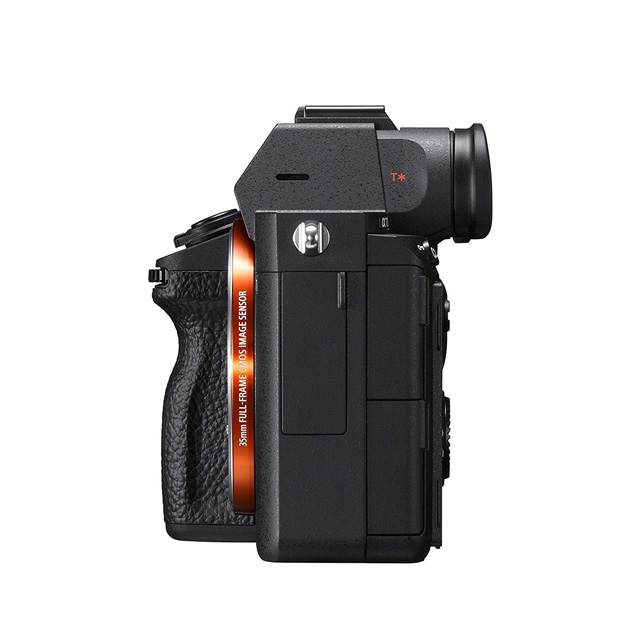 دوربین دیجیتال بدون آینه سونی مدل A7III بدون لنز دوربین دیجیتال بدون آینه سونی مدل A7III بدون لنز