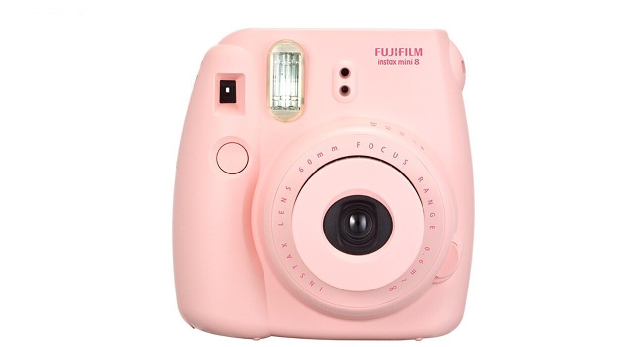 دوربین عکاسی چاپ سریع فوجی فیلم مدل Instax Mini 8 به همراه کاغذ چاپگر و کیف حمل دوربین عکاسی چاپ سریع فوجی فیلم مدل Instax Mini 8 به همراه کاغذ چاپگر و کیف حمل